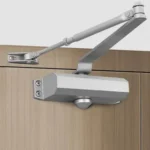 Cierra puertas hidráulico